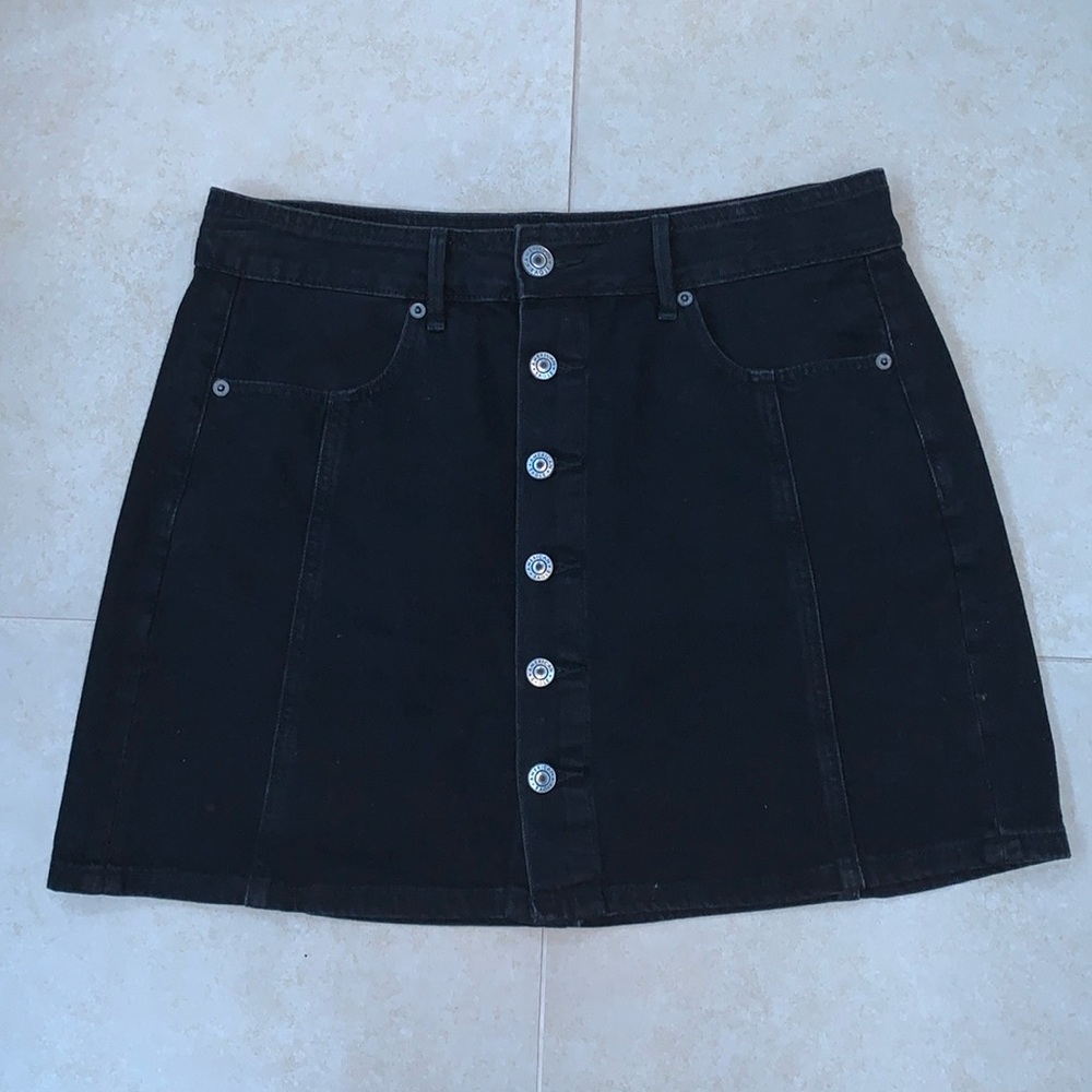NWOT American Eagle A-Line Denim Mini Skirt in Black
